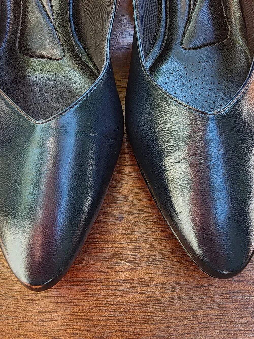 Vintage Hush Puppies Black Leather Pointed Toe Slingback Kitten Heels USA [12W]